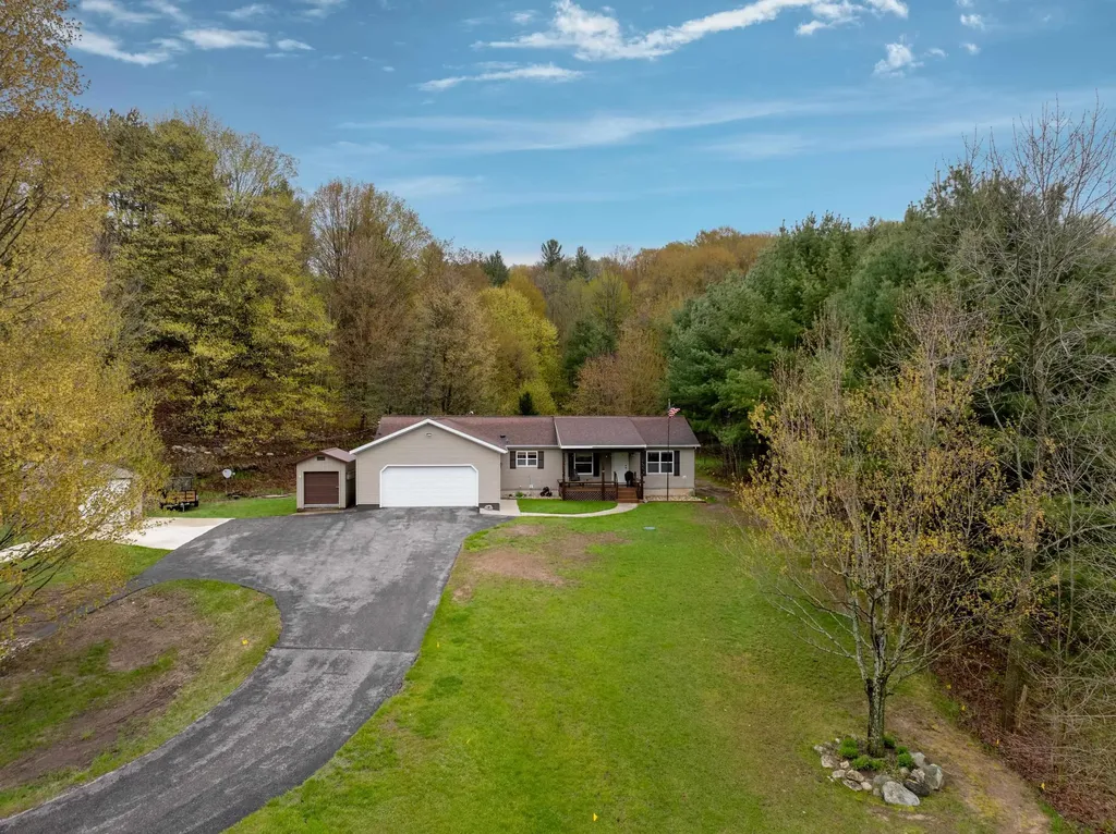 2880 Rushton Road Central Lake Township MI 49622