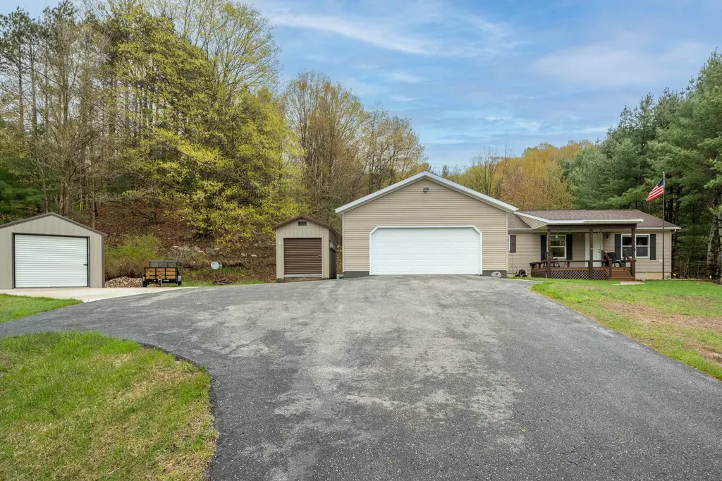 2880 Rushton Road Central Lake Township MI 49622