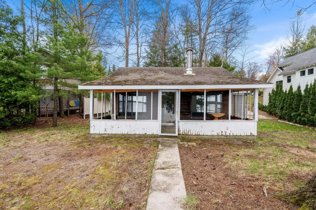 186 S South Long Lake Road Green Lake Township MI 49685
