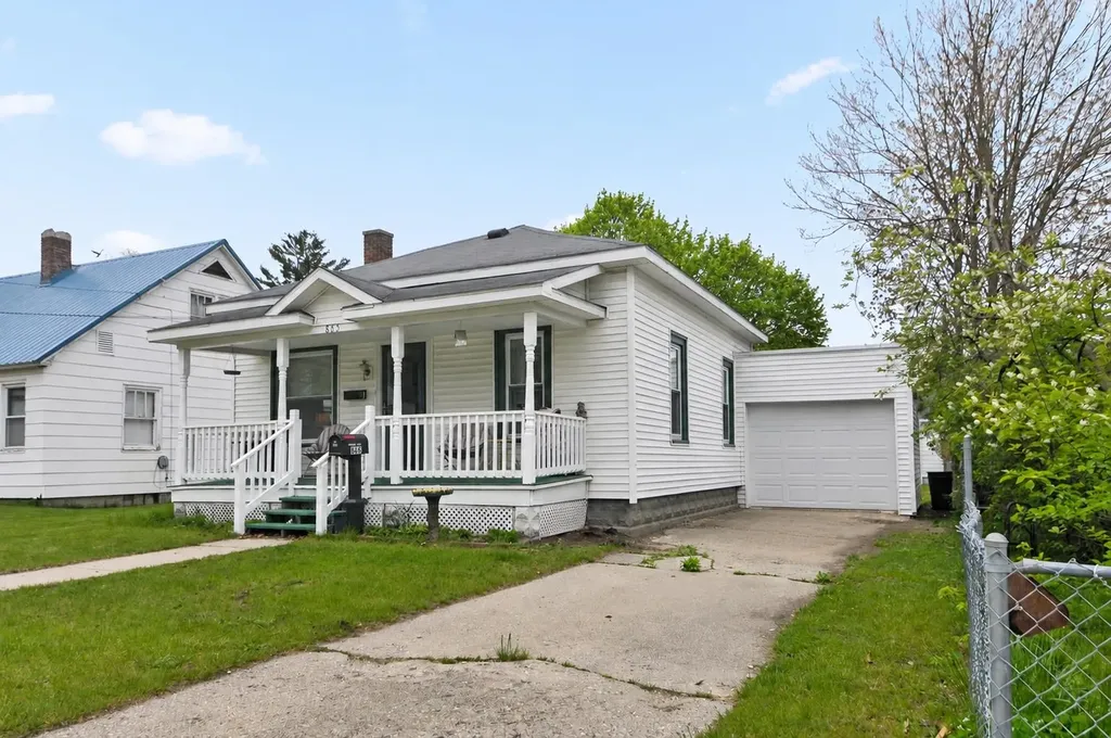 865 Farrar Street Cadillac City MI 49601