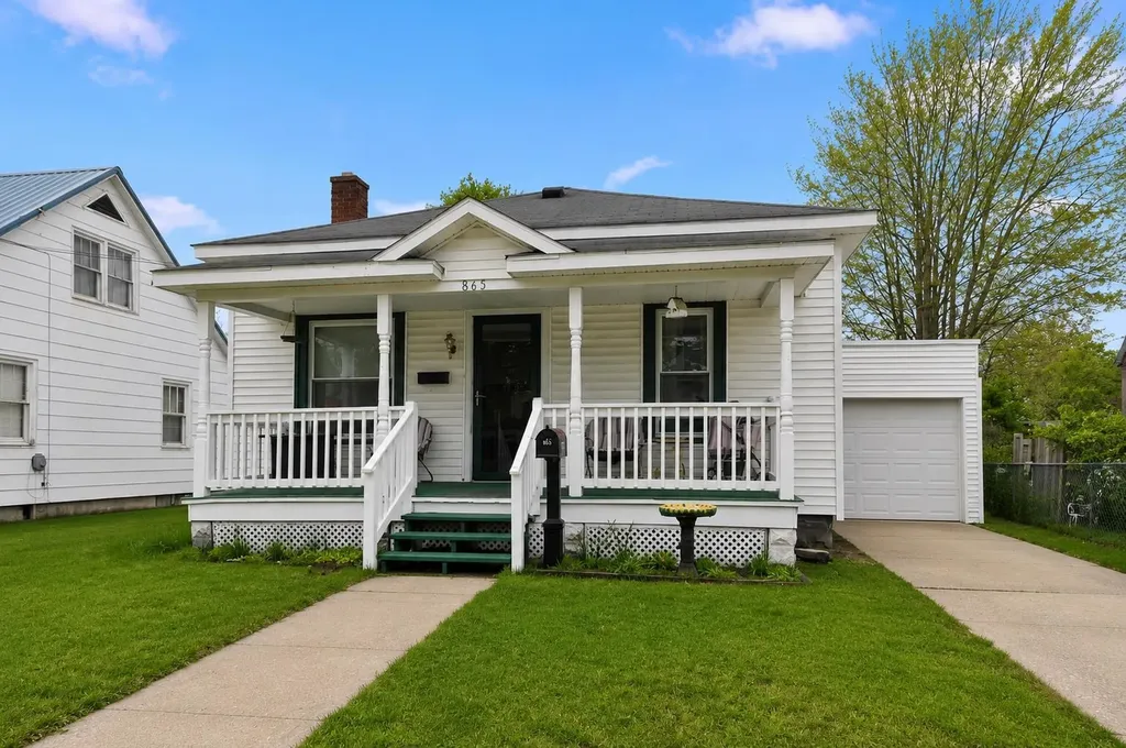 865 Farrar Street Cadillac City MI 49601
