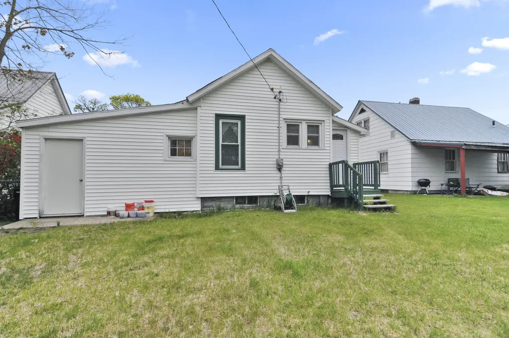 865 Farrar Street Cadillac City MI 49601