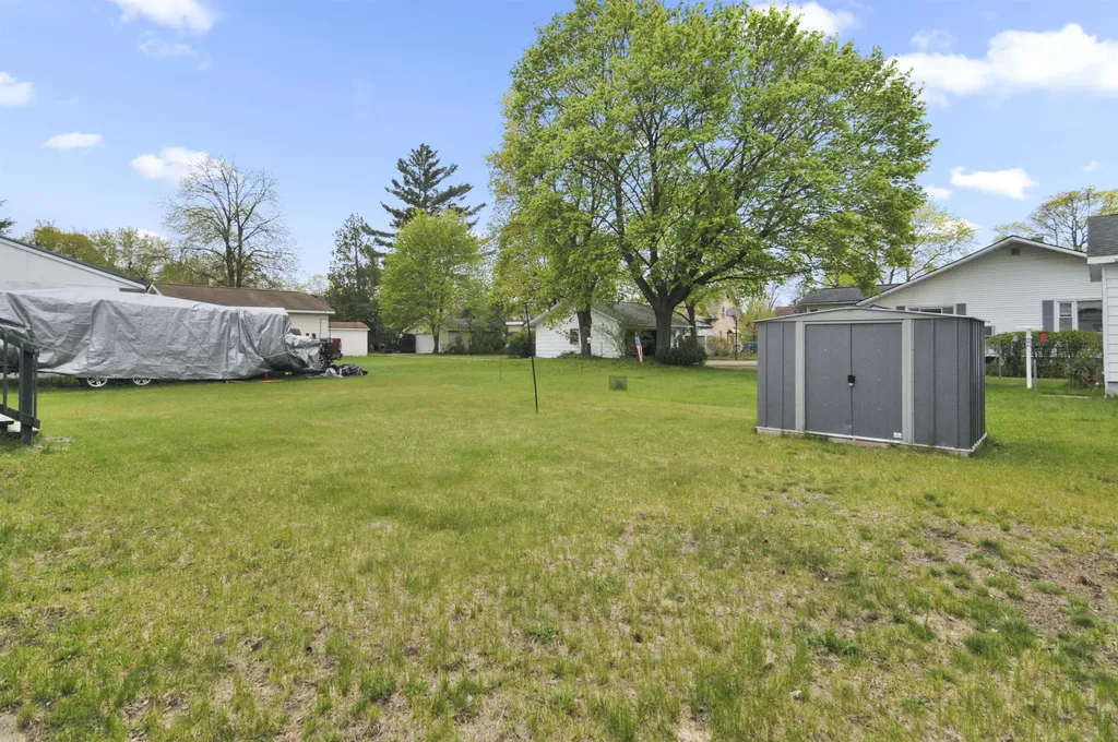 865 Farrar Street Cadillac City MI 49601