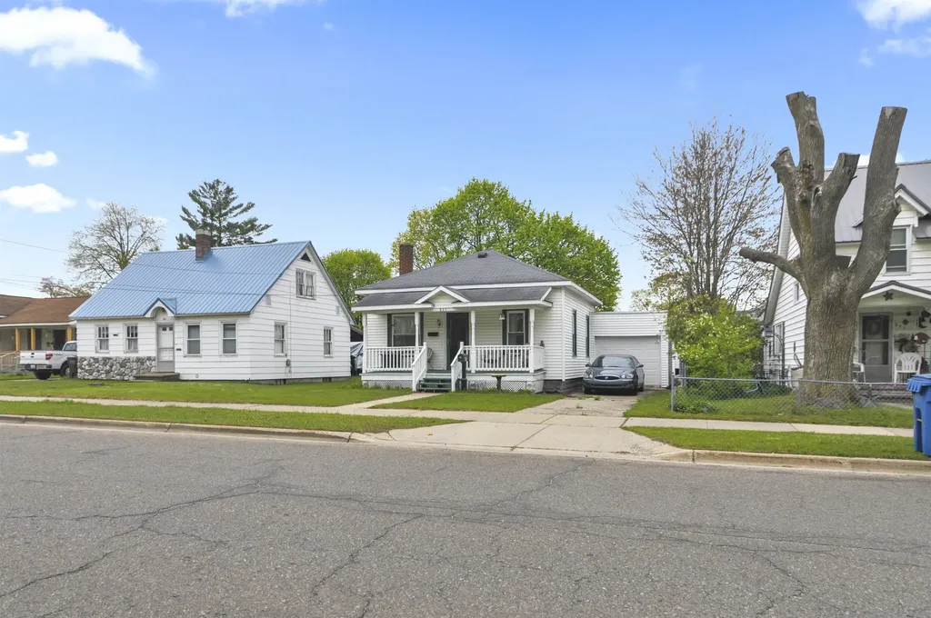 865 Farrar Street Cadillac City MI 49601