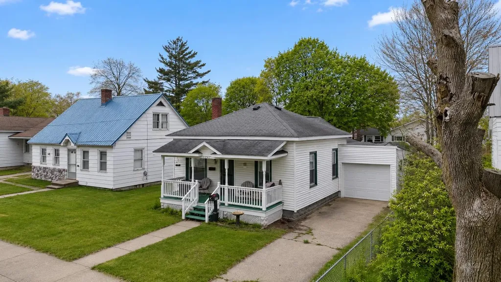 865 Farrar Street Cadillac City MI 49601
