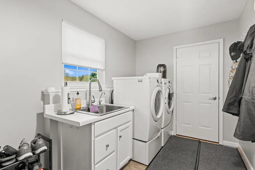 8673 Sun Bay Court Acme Township MI 49690