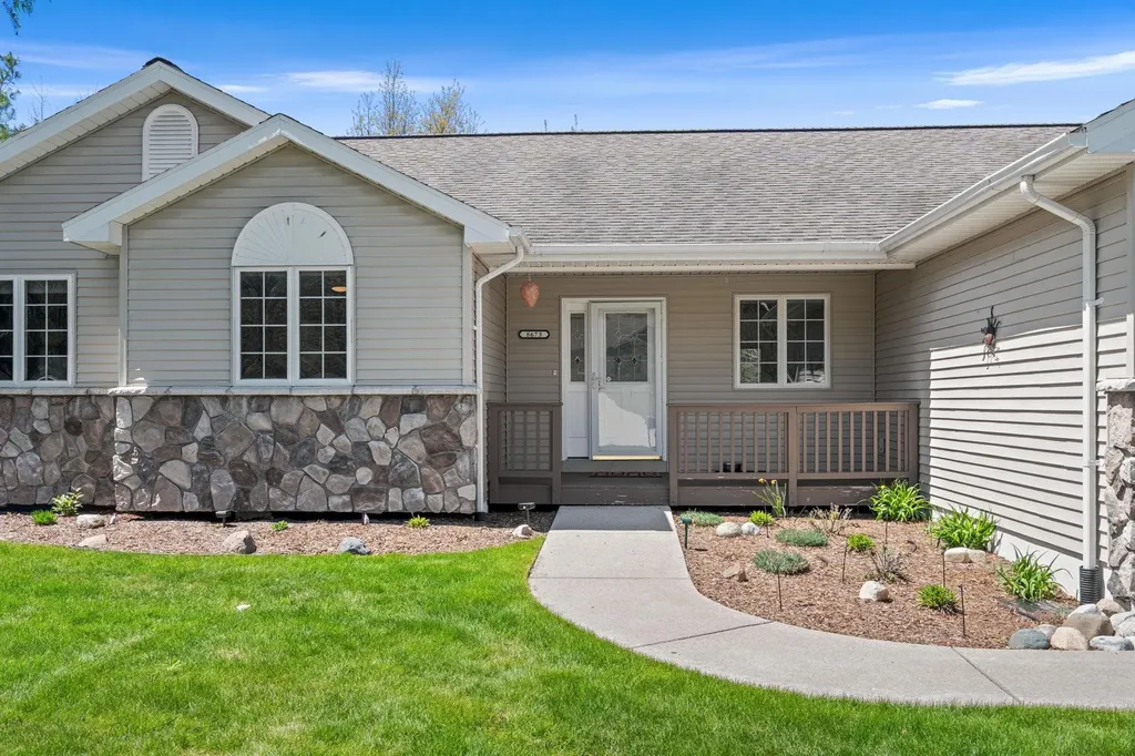 8673 Sun Bay Court Acme Township MI 49690