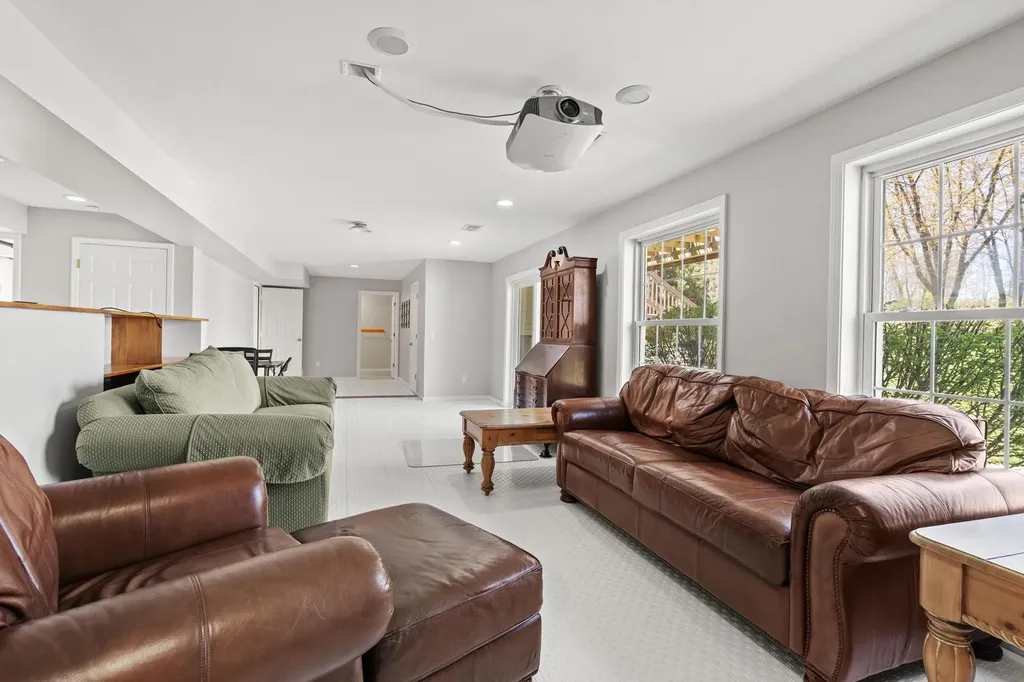 8673 Sun Bay Court Acme Township MI 49690