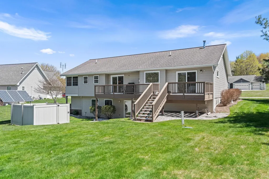 8673 Sun Bay Court Acme Township MI 49690