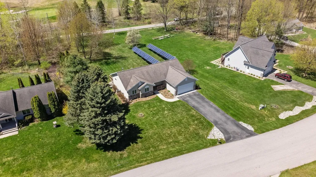 8673 Sun Bay Court Acme Township MI 49690