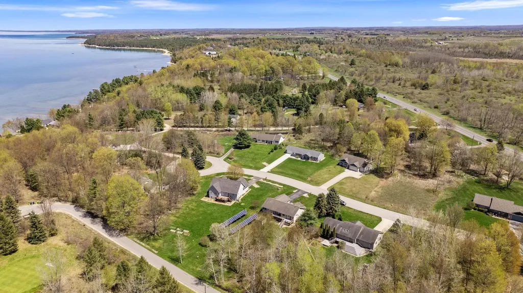 8673 Sun Bay Court Acme Township MI 49690