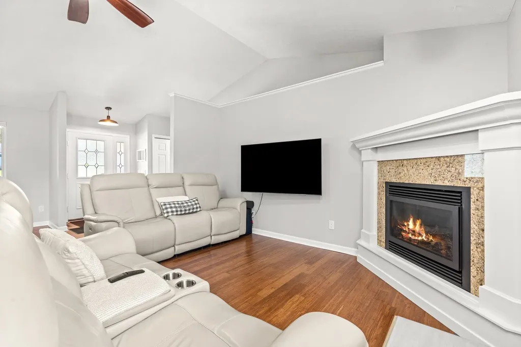 8673 Sun Bay Court Acme Township MI 49690