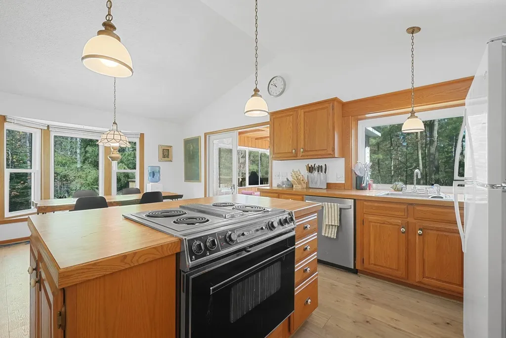 3317 N Timberwood Drive Acme Township MI 49686