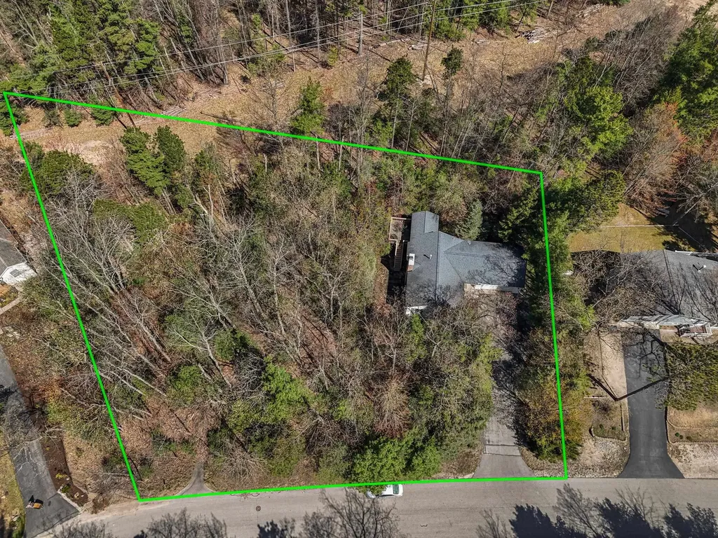3317 N Timberwood Drive Acme Township MI 49686