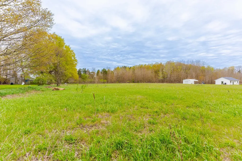 Parcel D Kuhn Drive Hanover Township MI 49620