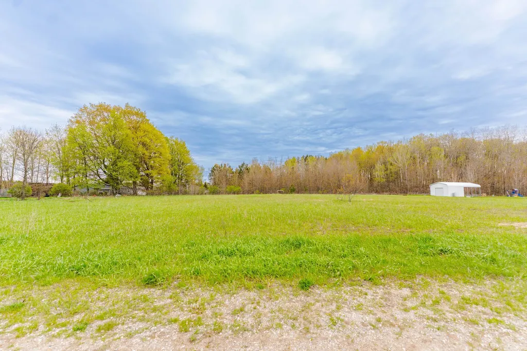 Parcel D Kuhn Drive Hanover Township MI 49620