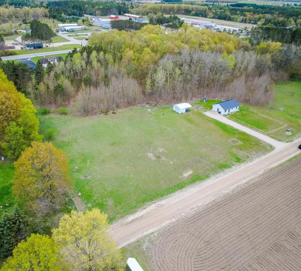 Parcel D Kuhn Drive Hanover Township MI 49620