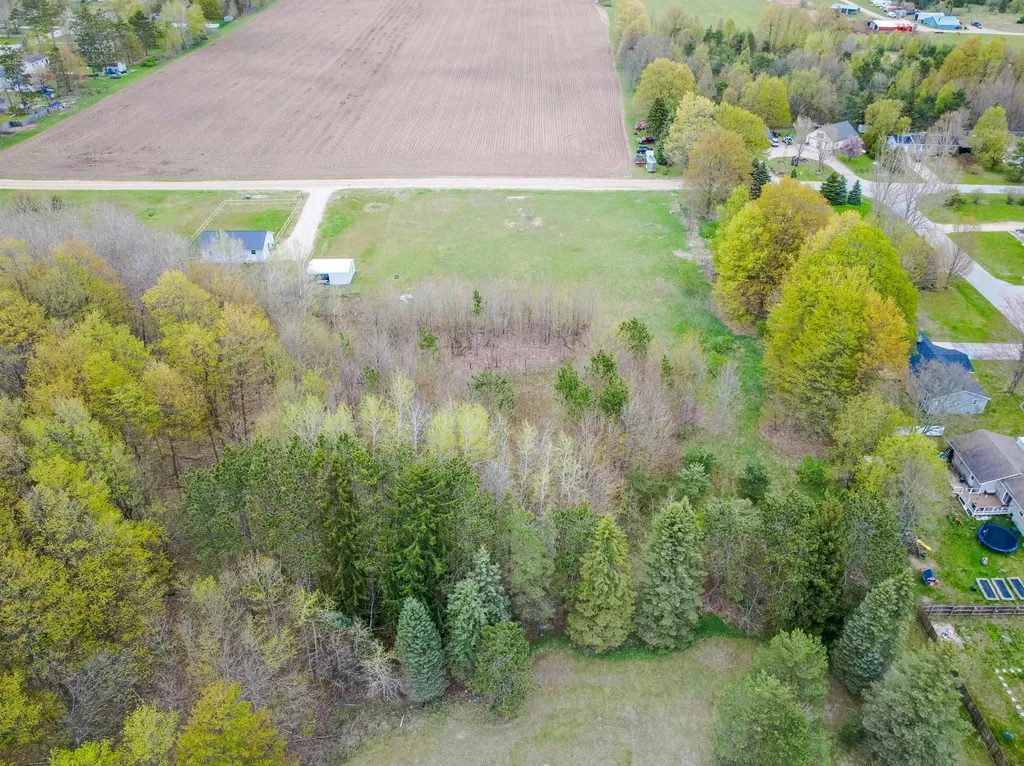 Parcel D Kuhn Drive Hanover Township MI 49620