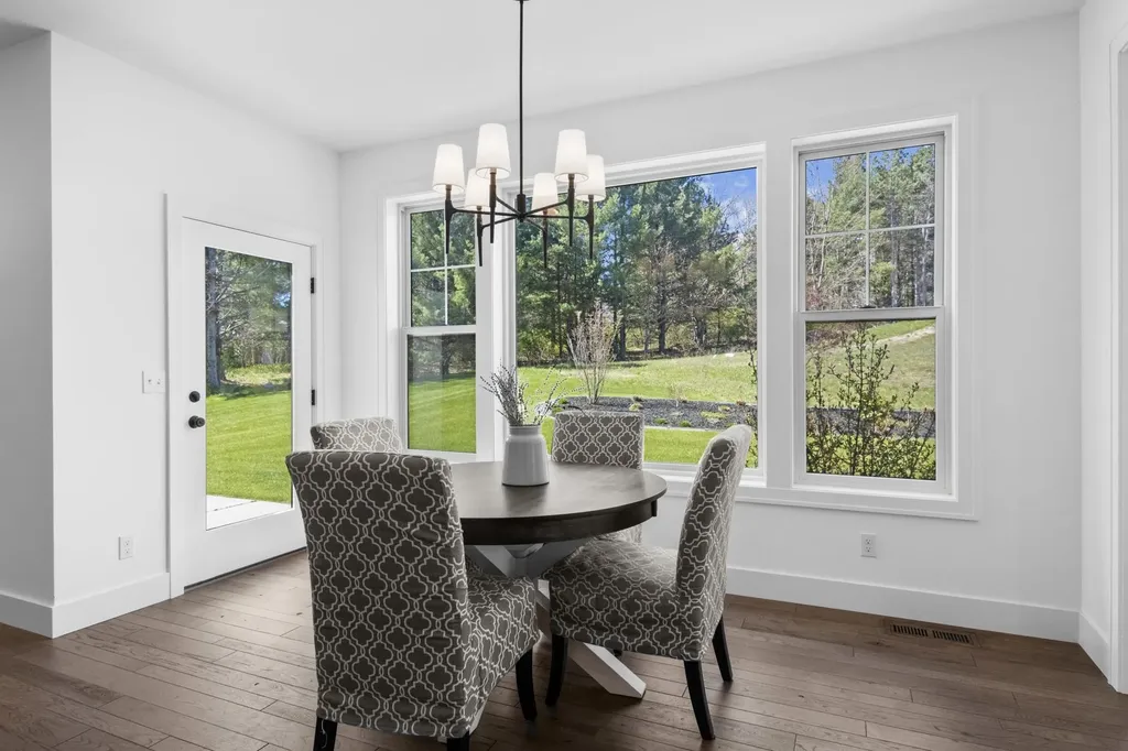91 Vineyard Ridge Drive Peninsula Township MI 49686