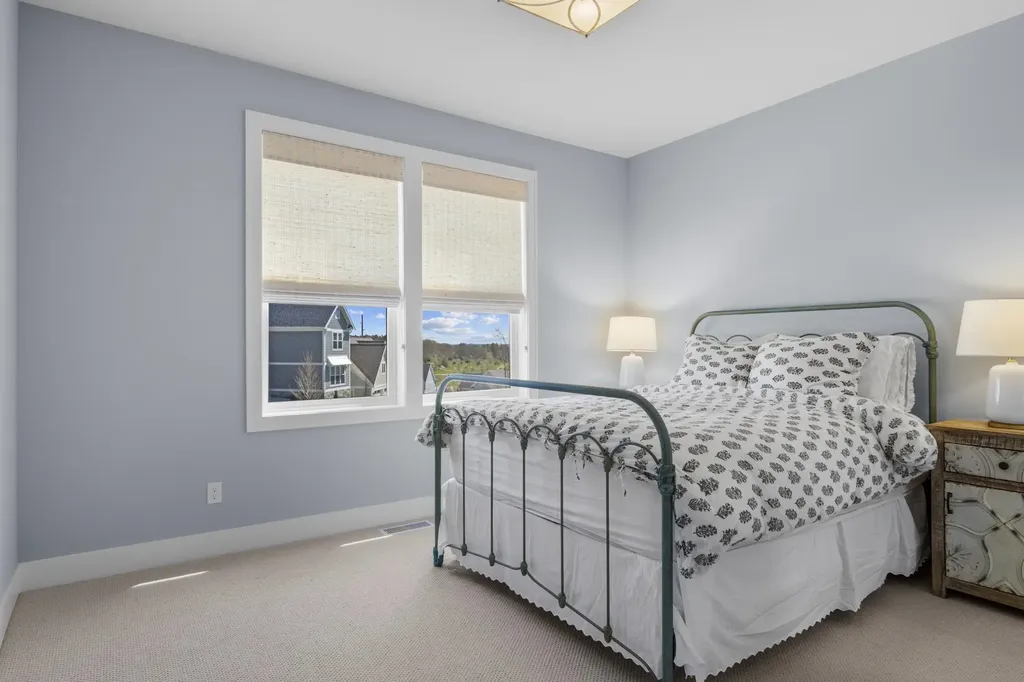 91 Vineyard Ridge Drive Peninsula Township MI 49686