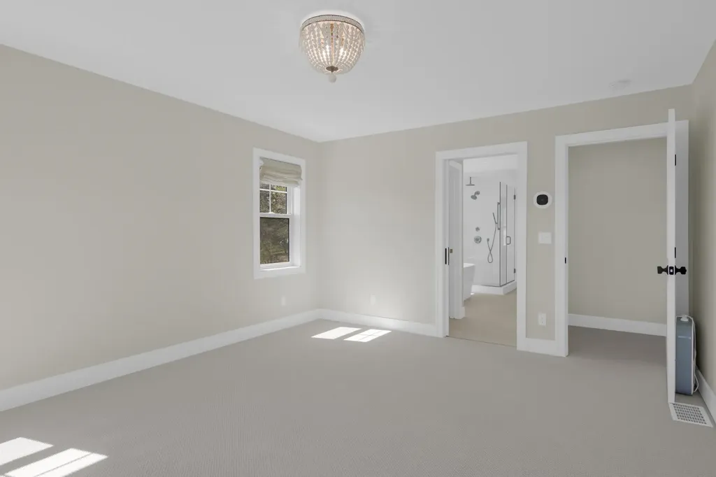 91 Vineyard Ridge Drive Peninsula Township MI 49686