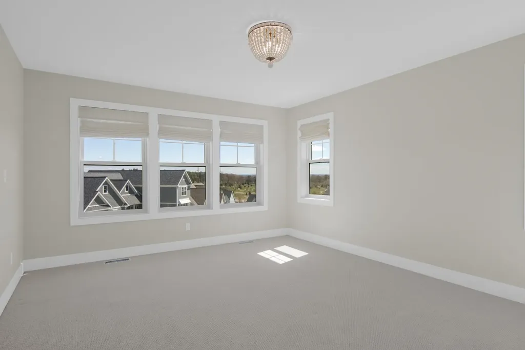 91 Vineyard Ridge Drive Peninsula Township MI 49686