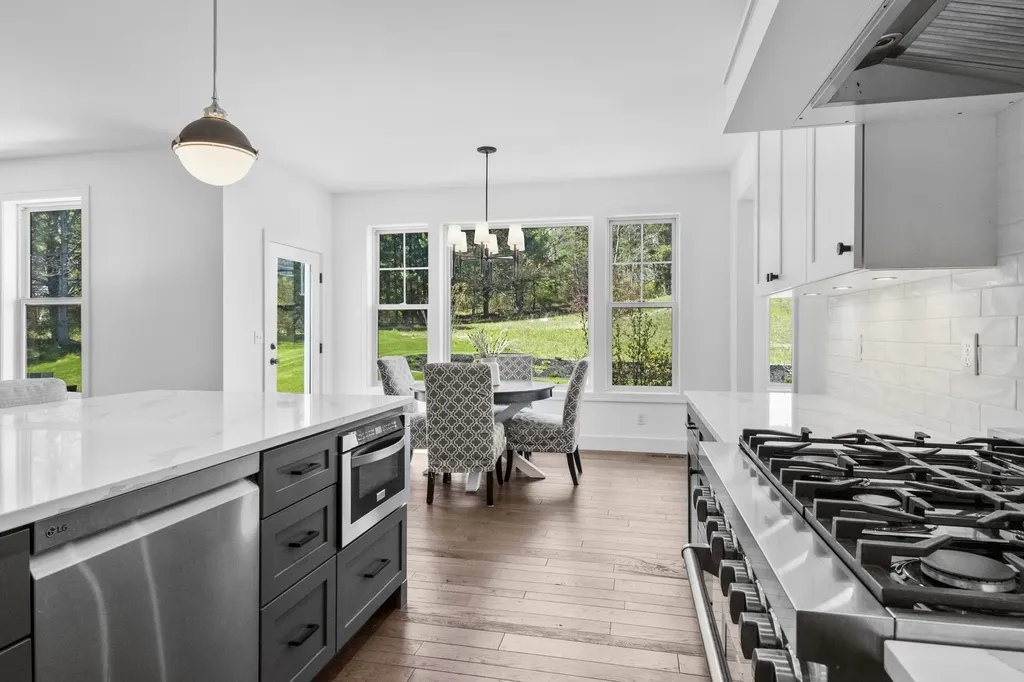 91 Vineyard Ridge Drive Peninsula Township MI 49686