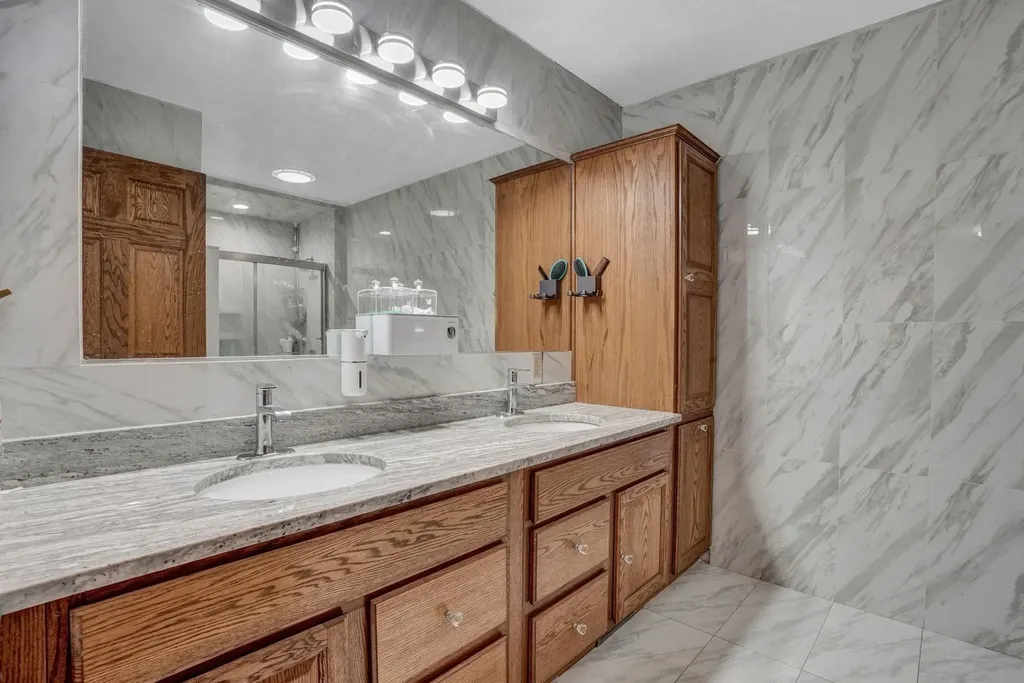 6304 Avon Lane Clam Lake Township MI 49601