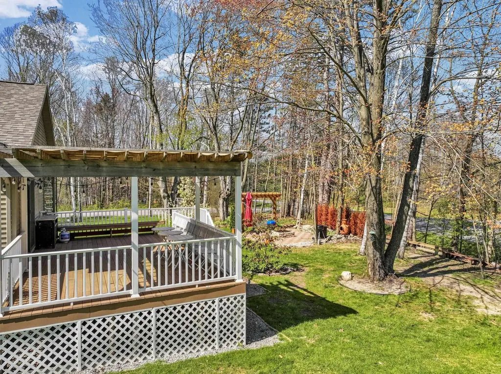 6304 Avon Lane Clam Lake Township MI 49601