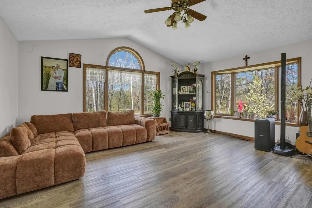 6304 Avon Lane Clam Lake Township MI 49601