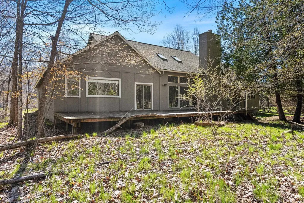 9045 North Pointe Woods Charlevoix Township MI 49720