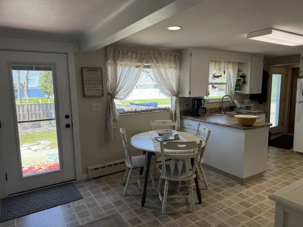 722 S Lakeshore Drive Lake City City MI 49651