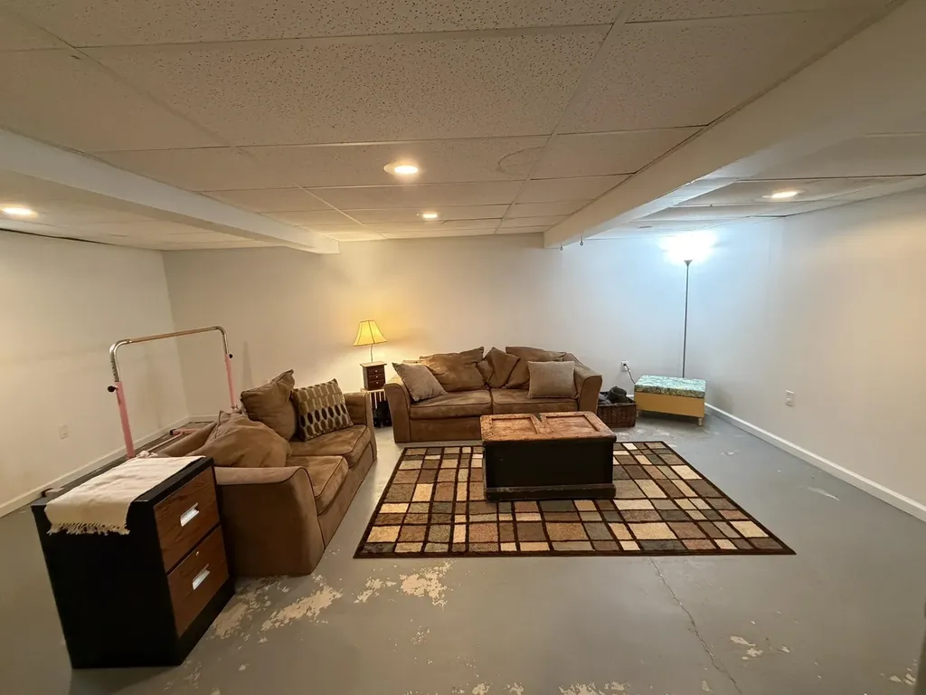 722 S Lakeshore Drive Lake City City MI 49651
