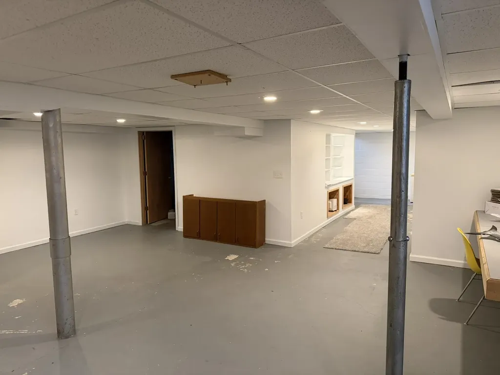 722 S Lakeshore Drive Lake City City MI 49651