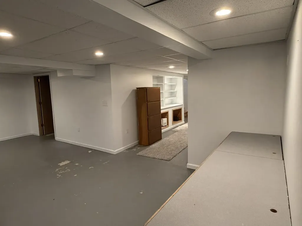 722 S Lakeshore Drive Lake City City MI 49651