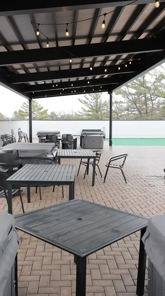 1825 E Eighth Street Traverse City City MI 49686