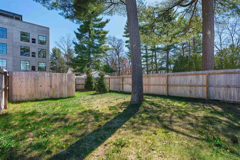 1825 E Eighth Street Traverse City City MI 49686