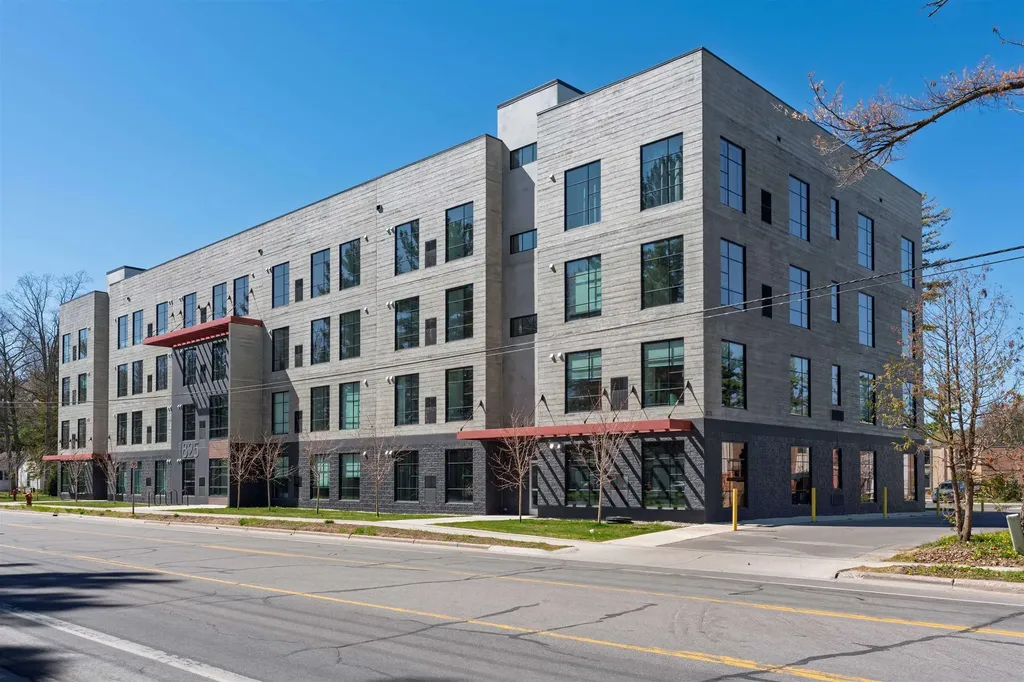 1825 E Eighth Street Traverse City City MI 49686