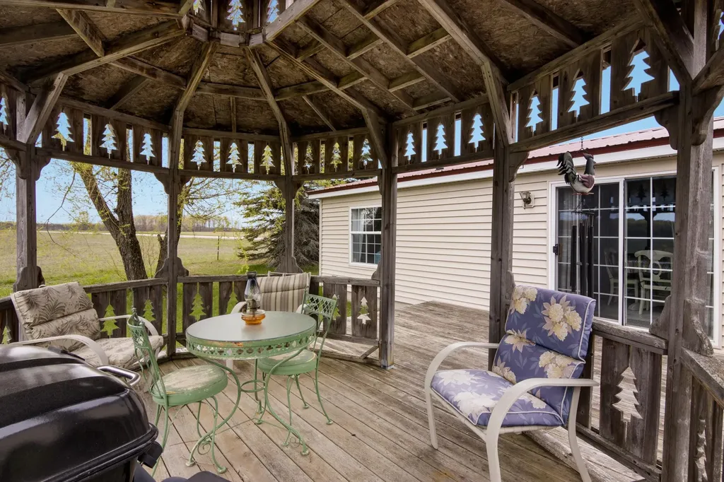 1508 NE County Road 571 Excelsior Township MI 49646
