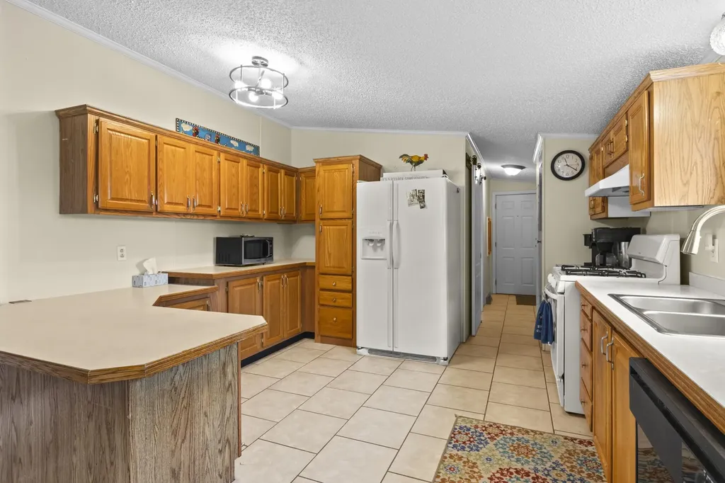 1508 NE County Road 571 Excelsior Township MI 49646