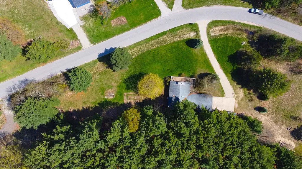 11892 Cabin Lane Milton Township MI 49676