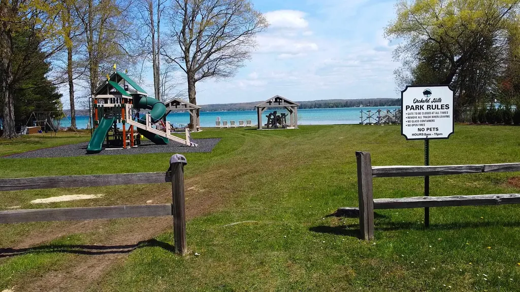 11892 Cabin Lane Milton Township MI 49676