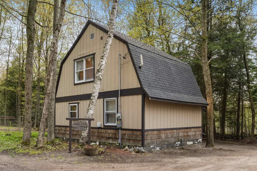 3513 River Road Crystal Lake Township MI 49635