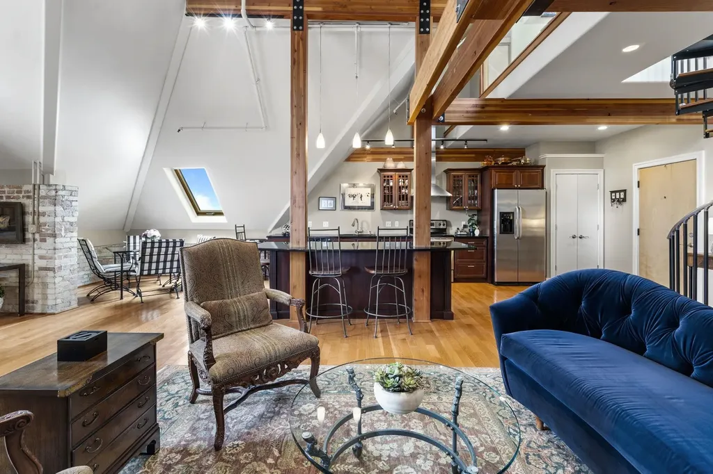 830 Cottageview Drive Traverse City City MI 49684