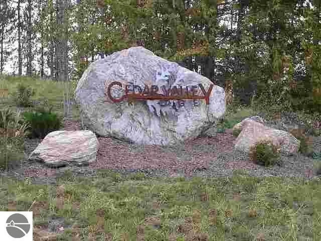 V/l Ravens Roost Long Lake Township MI 49684