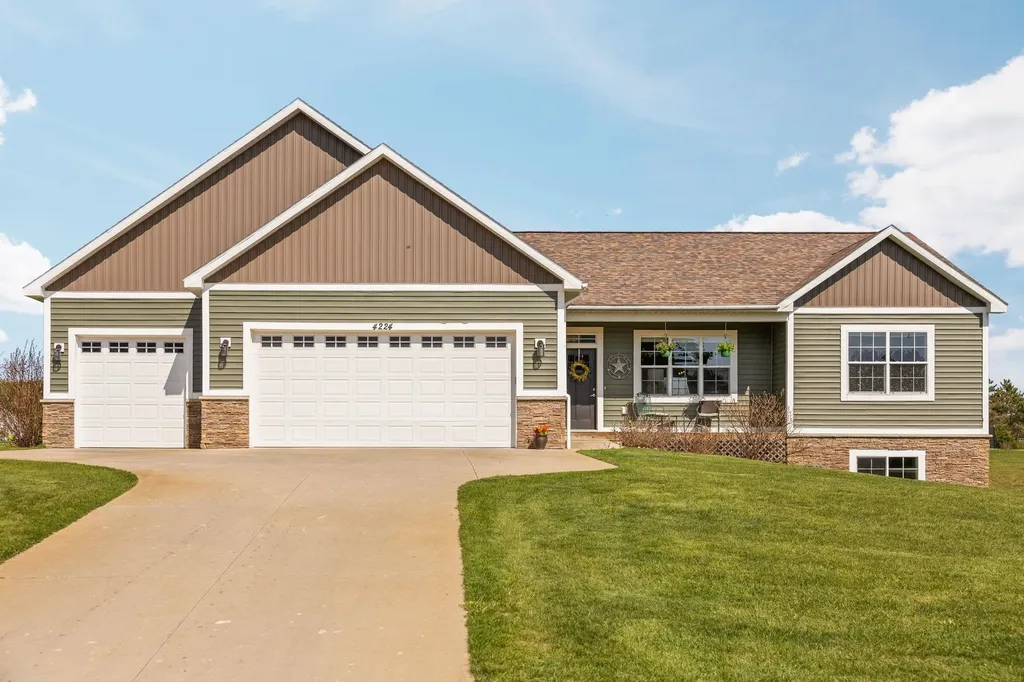 4224 Long Wood Drive Long Lake Township MI 49685