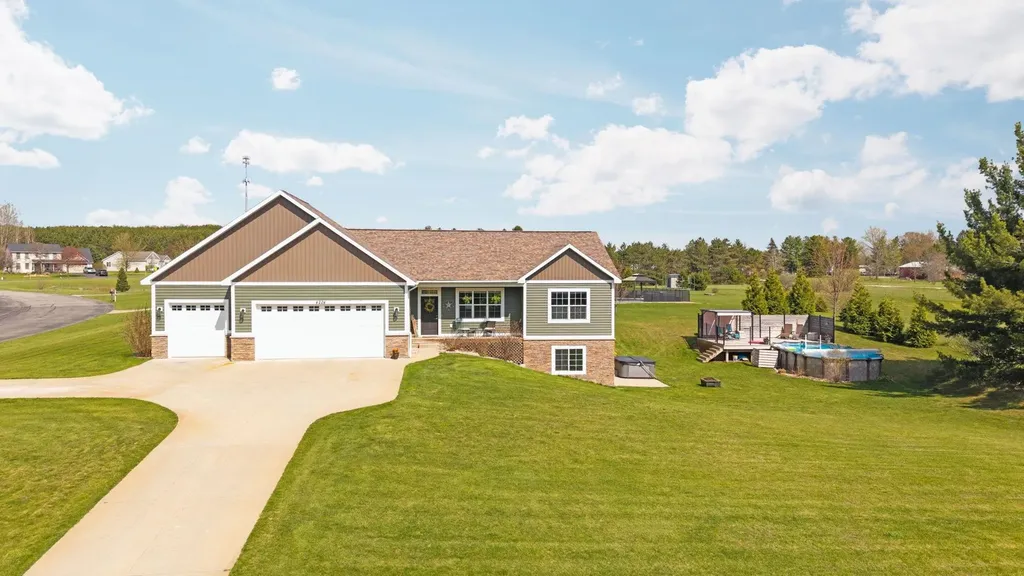 4224 Long Wood Drive Long Lake Township MI 49685