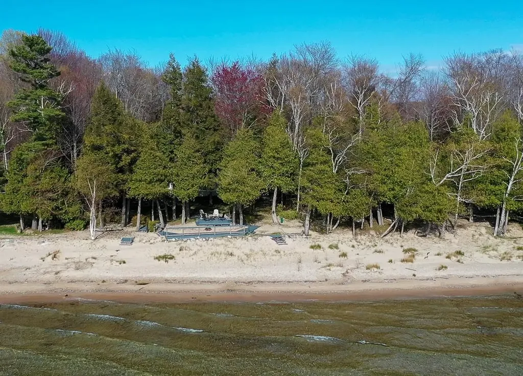 3196 Joe Marks Trail Milton Township MI 49648