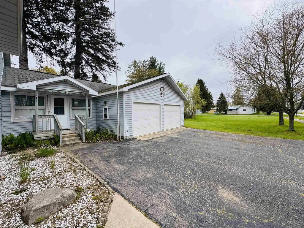 408 Garfield Street Unknown City MI 49656