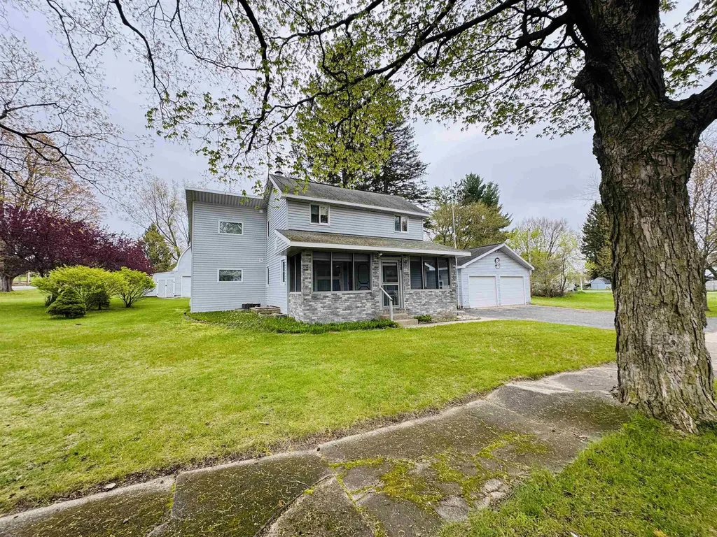 408 Garfield Street Unknown City MI 49656